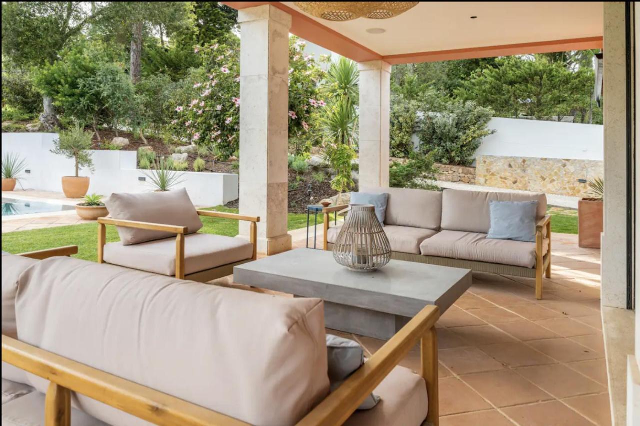 Colorful Villa With Pool By Otyna Am Estoril Exterior foto